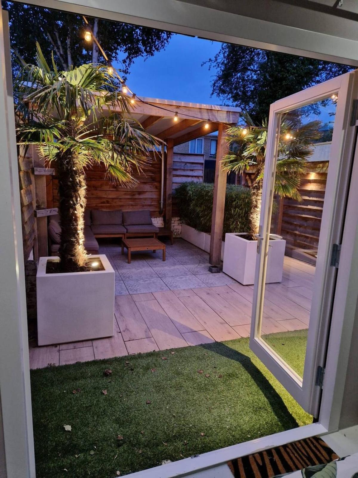 Appartement Pats Garden With Mini Cinema, Projector